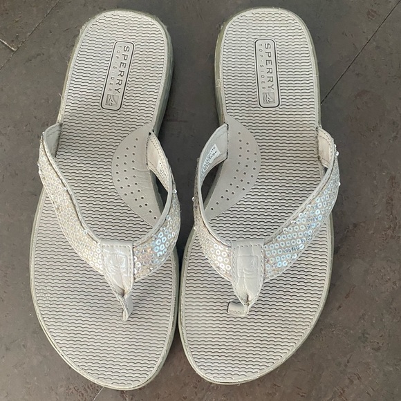 SPERRY flip flop sandals size 7 - Picture 1 of 6